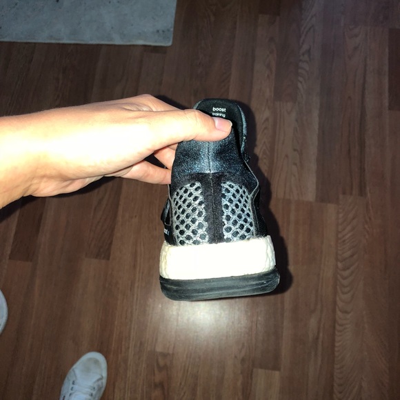 Adidas Pure Boost - Picture 2 of 5